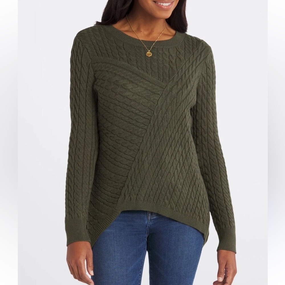 EVOLUTION BY CYRUS
Women's Olive Cable Knit Asymmetric Hem
Pullover, X Large